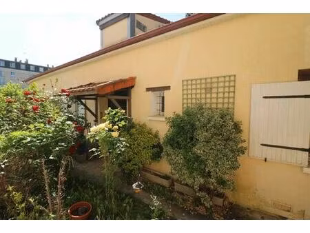 maison de prestige de 90 m2 en vente versailles  île-de-france