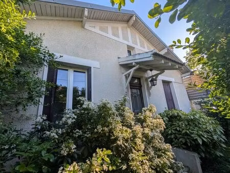 maison de luxe de 3 chambres en vente à le vésinet  île-de-france