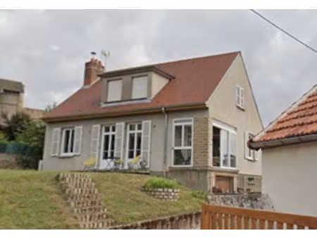 à autun proximité lycée militaire