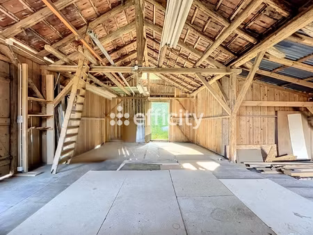 maison 2 pièces - 120 m²