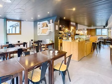 fonds de commerce 85 m²