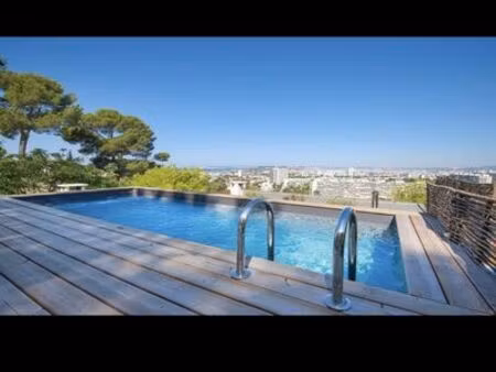 villa de luxe de 5 pièces en vente marseille  france