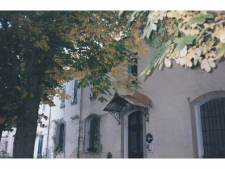 ancien hotel restaurant à restaurer entiérement