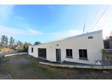 maison 3 pièces 83m2 saint julien de vouvantes