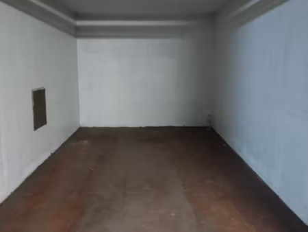 location parking beauvais 60000