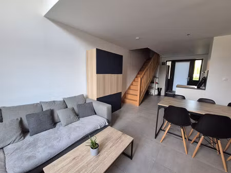 location appartement 3 pièces 69m²