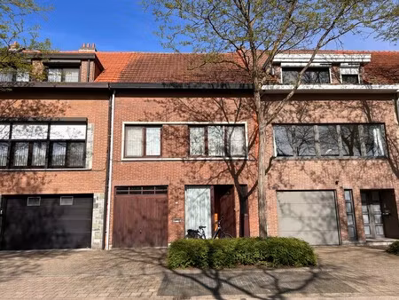 huis te koop in brasschaat met 3 slaapkamers