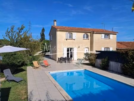 maison de 7 pièces de luxe en vente à daux  france