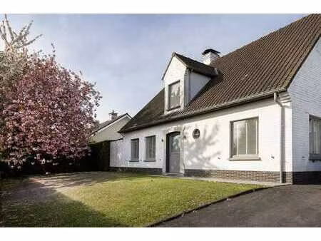 huis te koop in lendelede met 4 slaapkamers