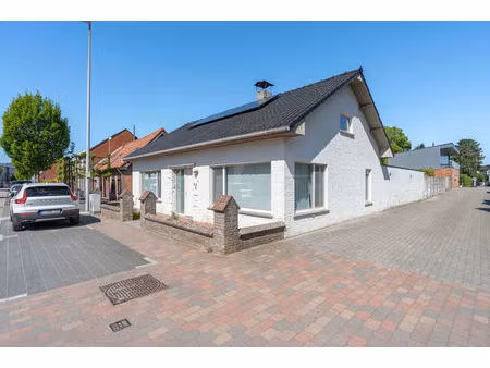 huis te koop in oud-turnhout met 3 slaapkamers
