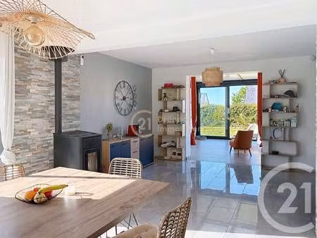 vente maison piscine à saint-rémy-du-plain (35560) : à vendre piscine / 108m² saint-rémy-d