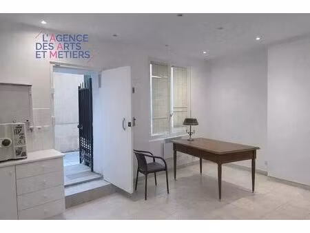 prestigieux bureau de 40 m2 en location - temple  rambuteau – francs bourgeois  réaumur  f