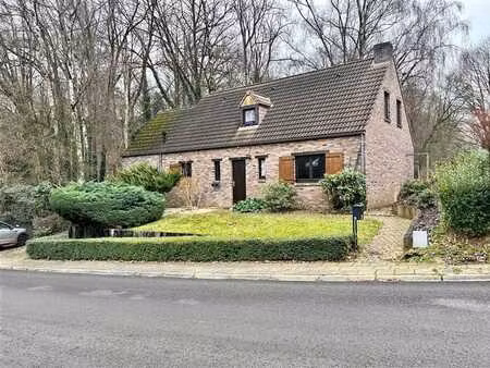 magnifique villa 3 chambres avec jardin.