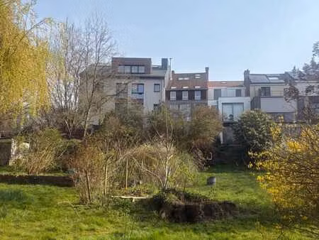 maison 4 chambres 220m² sur 17 ares.