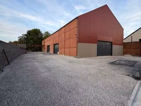 entrepôt industriel 150m2 et 250m2 à louer