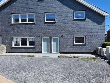 appartement 2 ch. rénové  baelen  a++