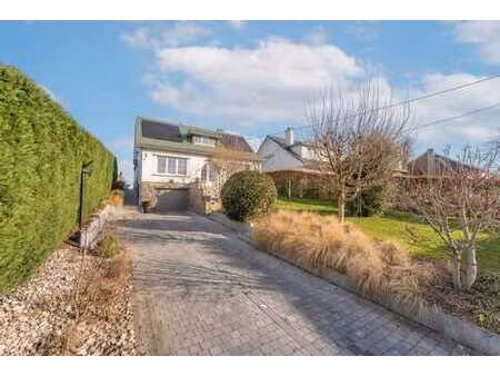 superbe maison meublée 4 façades avec piscine et jardin