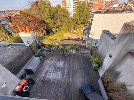 superbe triplex très grande terrasse