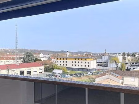 selas latour et associes notaires