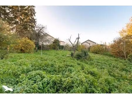 terrain constructible à vendre