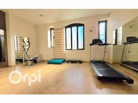 local commercial à vendre