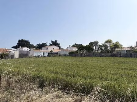une agence a noirmoutier
