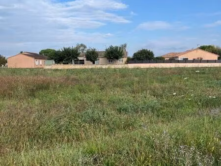 terrain constructible viabilisé à vendre