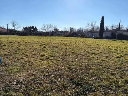 terrain constructible viabilisé à vendre