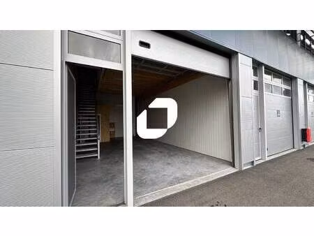 local d'activités à louer