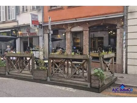 local commercial avec bail commercial
