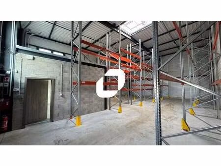 local d'activités à louer