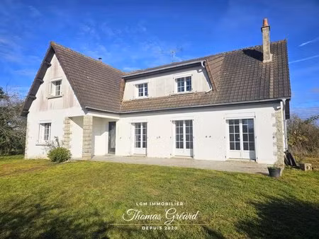 maison familiale 155 m² – 5 chambres – vie de plain-pied – grand terrain clos 6 470 m² –..