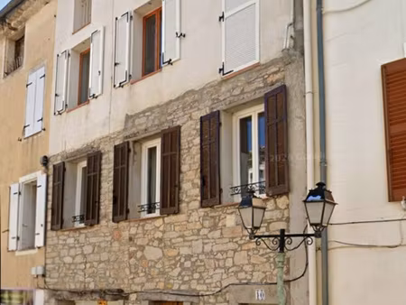 appartement t3 avec combles amenagés de 128 m2