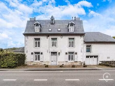 maison de maître à vendre en bord de meuse à anseremme