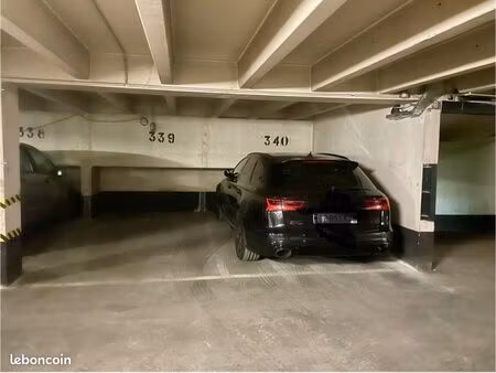 places de parking à vendre