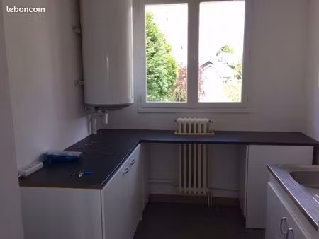 beau t4 quartier cras