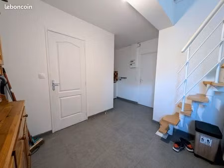 duplex proche gare routiere