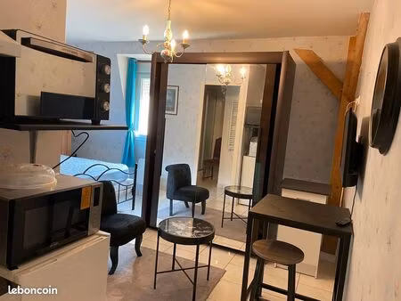 a louer à givet logements individuels f1  f2