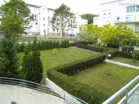 studio neoma fac droit