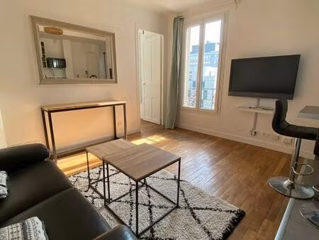 boulogne — 2 pièces meublé 35 m² · 1 300 euros cc · dernier étage · exposition ouest · trè
