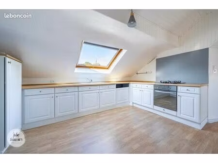 appartement 3 pièces + cave + parking