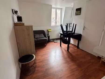 t2-t3 env 30m2 secteur vauban