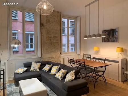 appartement t3 de standing - sans frais - libre 4 mai