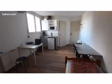 studio meublé dans pavillon