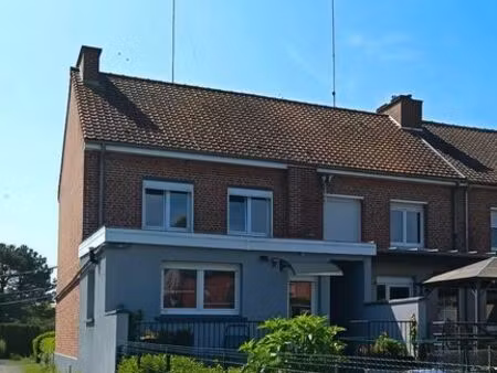 maison a louer - 3 chambres - jardin - garage