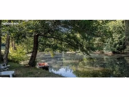 emplacement bord de rivierex terrain 3000m2