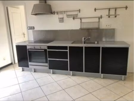 à louer t4 à la trinité porhoet