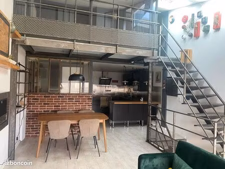 loft 4 pièces 108 m²