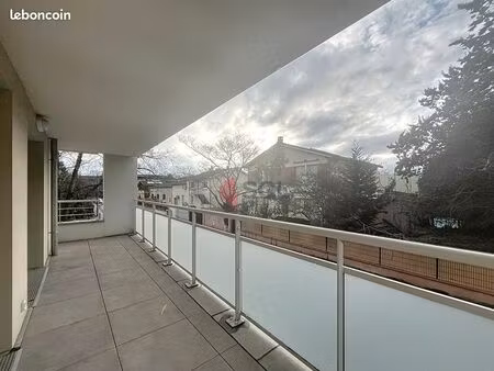 appartement 3 pièces 61 m²