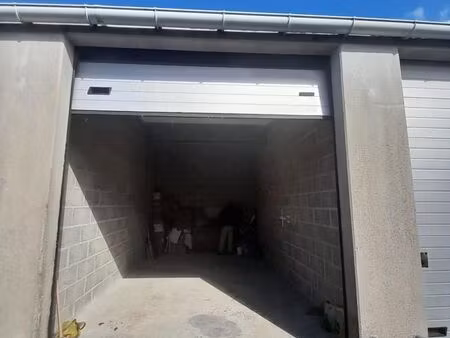 garage 25 m² nantes